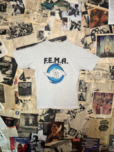 Load image into Gallery viewer, VINTAGE HURRICAINE ANDREW FEMA 1992 REWORK MOTO TEE(L)(1of1)
